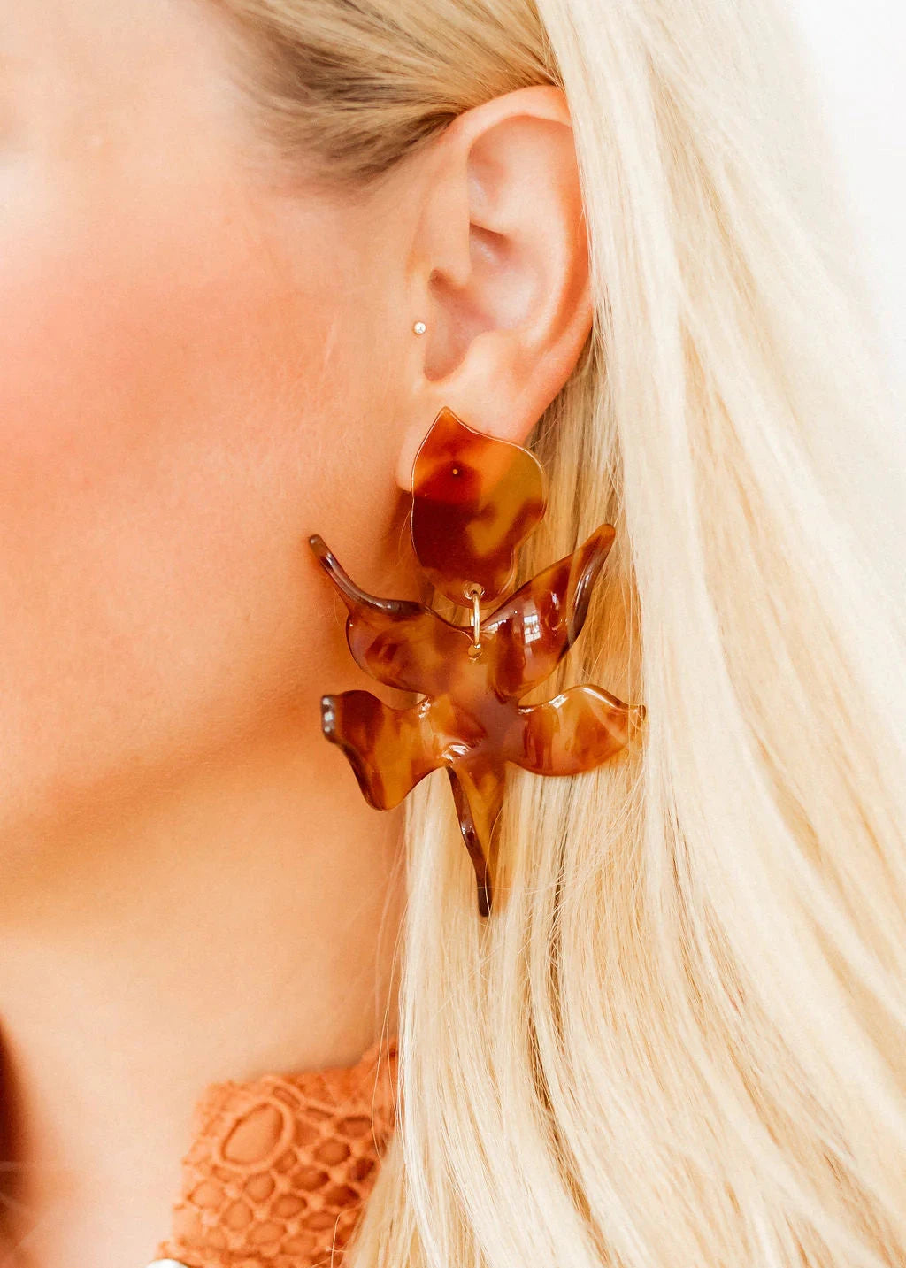 LINNY : Flora Caramel Earrings | Uniquely Claudia Boutique