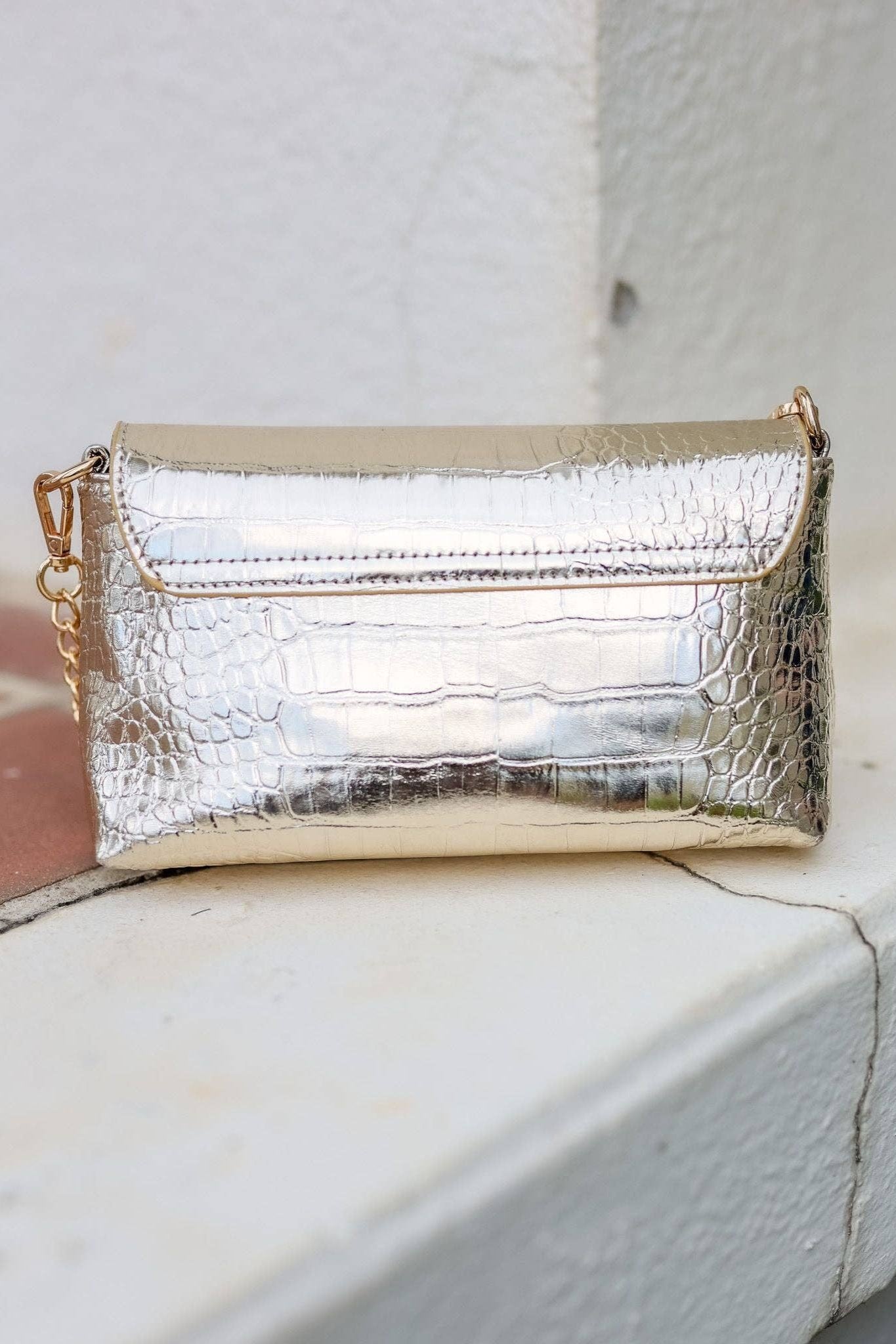 Shelby Gold Textured Crossbody | Uniquely Claudia Boutique 